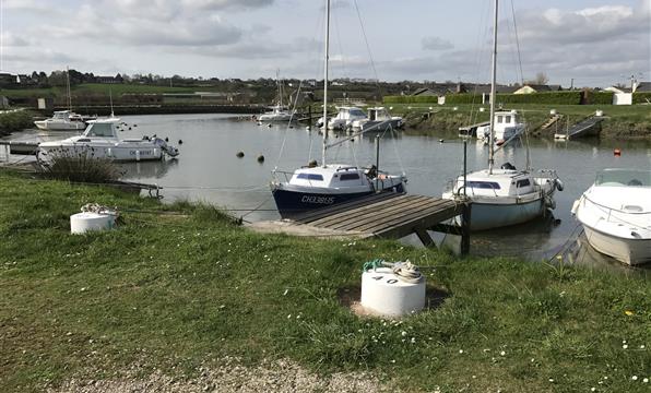 Port de Quineville proche de notre Hotel en Normandie
