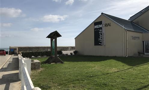 Mémorial de Quinéville près de notre hôtel à Quineville en Normandie
