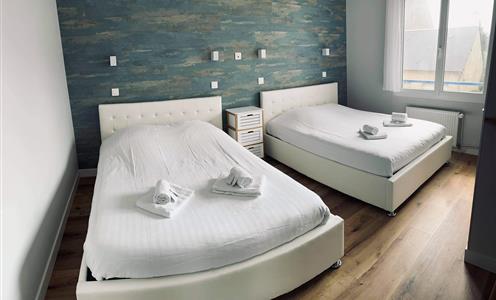 Chambre Quadruple - Hôtel de la Plage entre Saint Vaast la Hougue et Sainte Mère Eglise